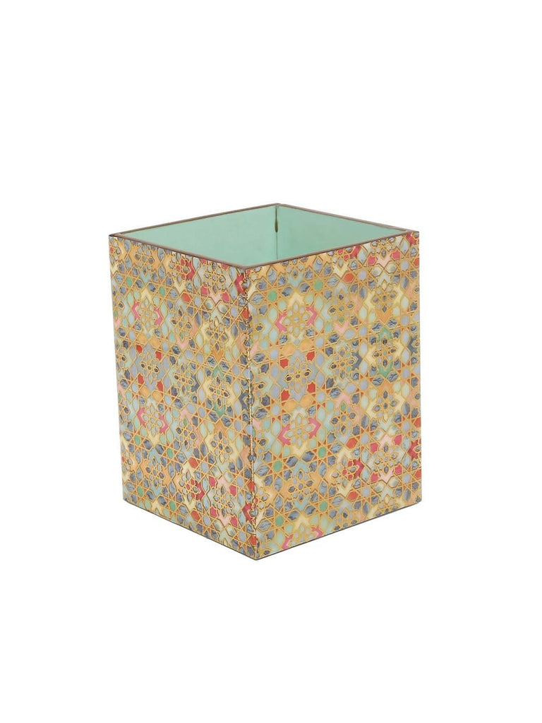 flower vases