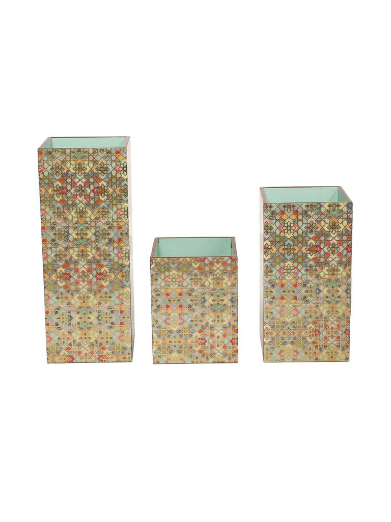 decorative vases
